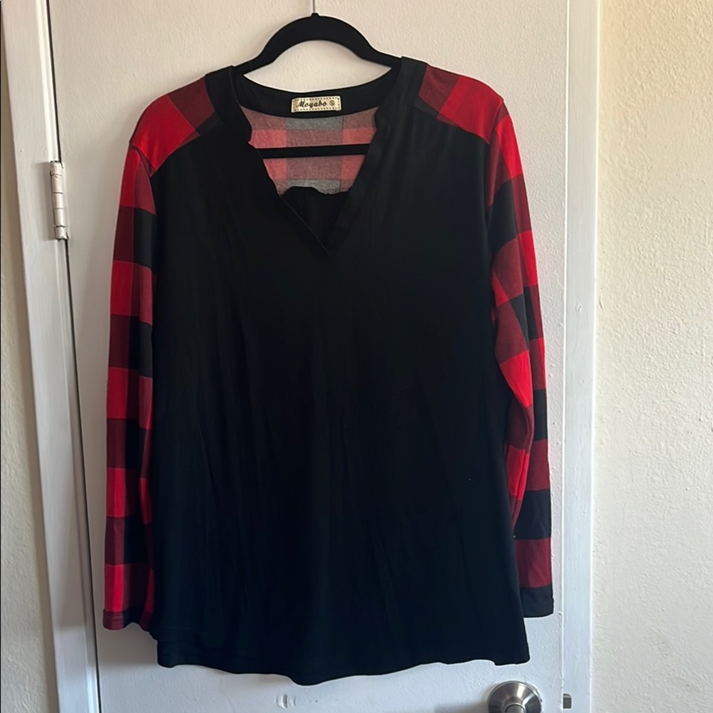 Moyabo Black and Red Plaid Top